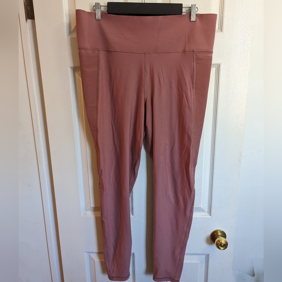 Old Navy dusty rose sculpt leggings - Picture 1 of 4